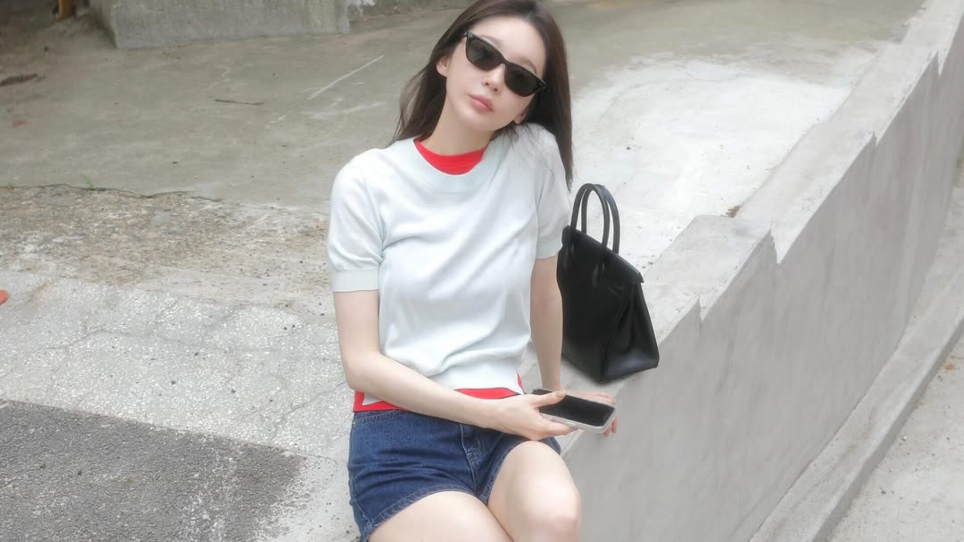 여름에도 양말 대충 신지 마세요